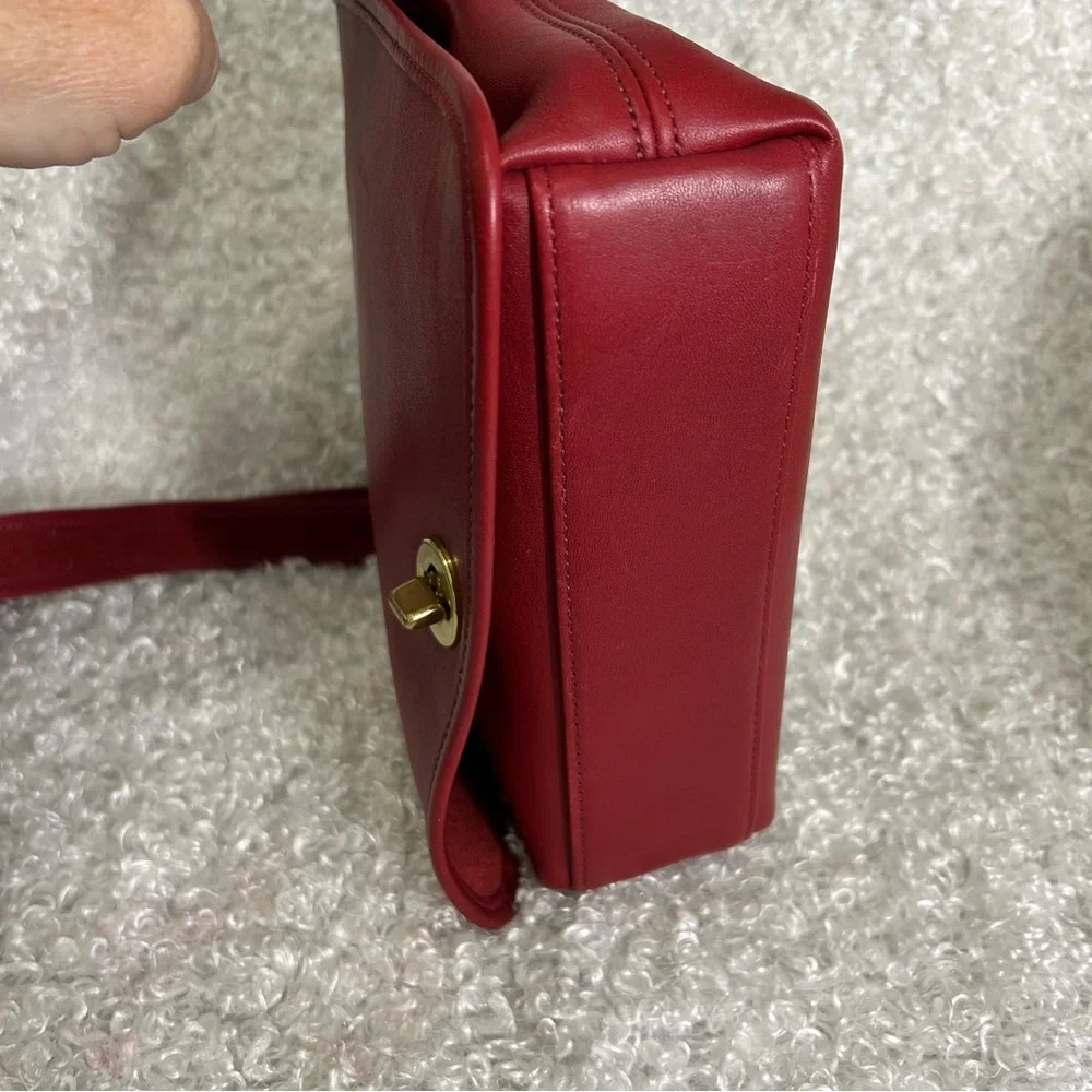 Vintage Coach Legacy Companion Bag - Picture 12 of 14